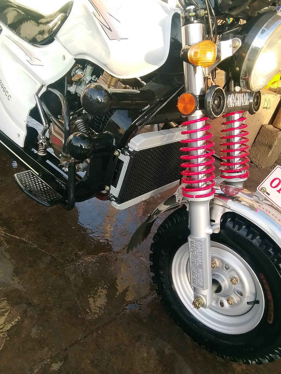 ستوته موديل 2024 مطعم كامل للبيع ستوته صفر ما ماشي ابد محرك 20000 تبريد مي يعني راديتر واتساب فقط *********** واتساب
