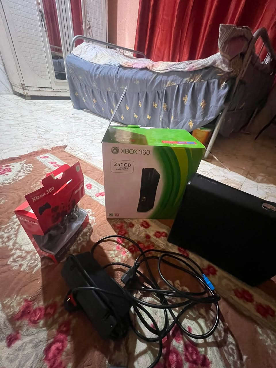 ‏سلام عليكم بلاي جديد Xbox 360 ليه ما مفتوح كسر كرتون
‏للبيع سعر اتصال على هذا الرقم *********** ‏المكان ‏بصره ￼￼
