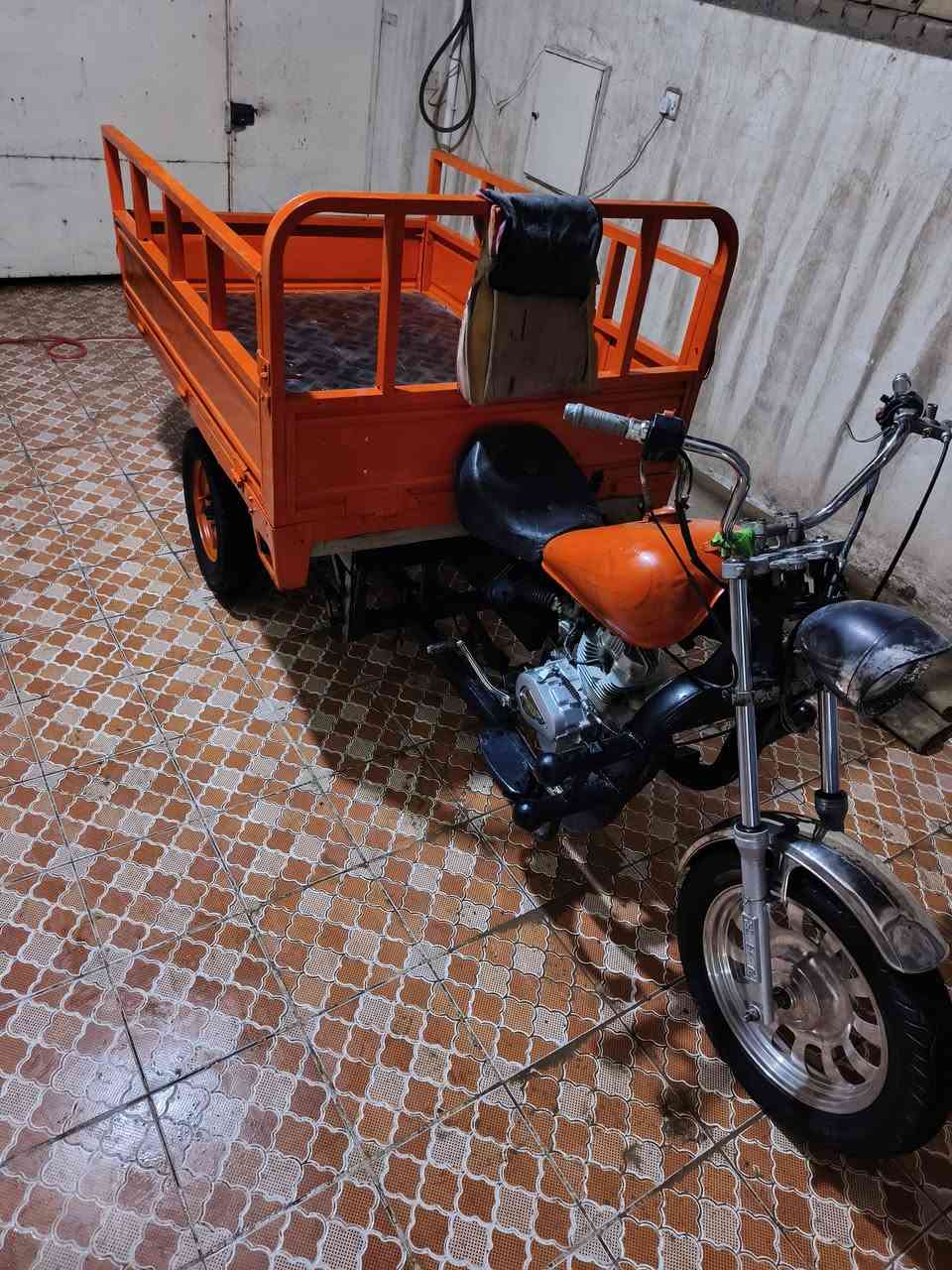 سلام عليكم ام تي ار موديل 16 فول واحد عراق الستوته اوراق مع العلم وستوته نضيف وخير من لله مال جناي لله شاهد مكينه كارتون مستخدمه بس 3 اشهر شاصي فول لا زنجار ولا مخيس وسعر الستوته 1250وبيه مجال للطيبين مكان الستوته الناصريه قرب جسر الحضارات والخاص مفتوح وهاذا رقمي ***********
