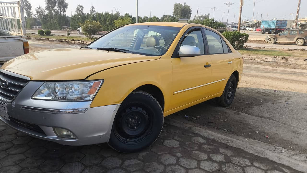 2010 ضررها جاملغ امامي فقط الباقي كلة ليبل واحد جهازة من كلشي كبل للشارع
مكاني واسط الصويرة 
98 وبيها مجال بسيط 
***********
***********
