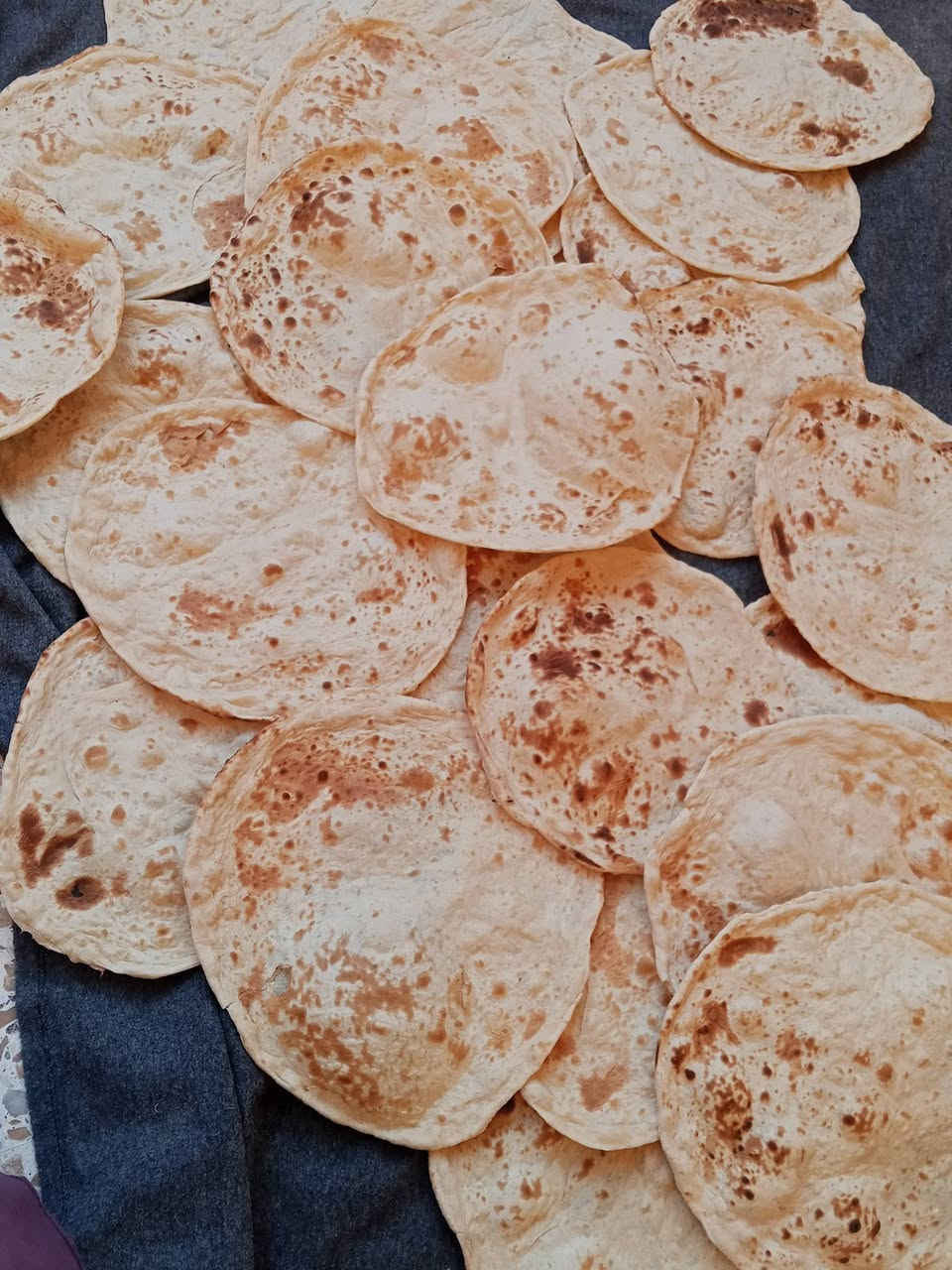 لحجز خاص او عله هذه رقم ***********
