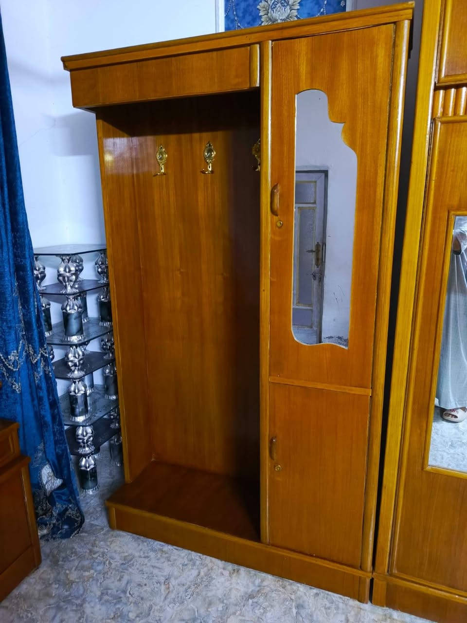 غرفه طابقين تسكام السعر 750بيه مجال العنوان بابل طريق السريع قرب محطة انوار بابل الشوملي اتصل ***********
