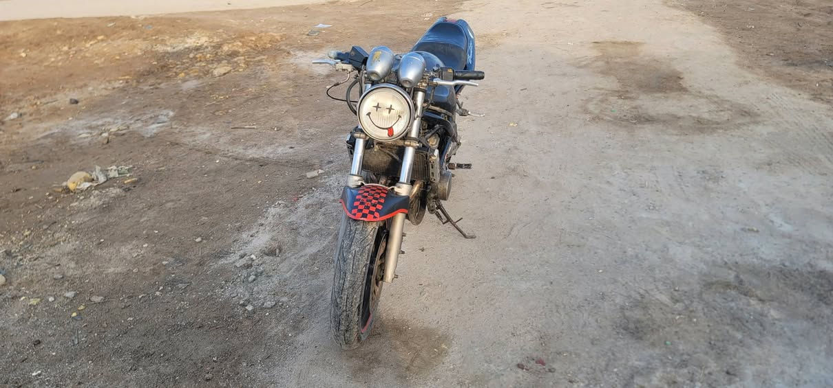 عمي سلام عليكم  بانده ربع2500 البيع  بدون  شقاله ويخير منيم لله   علنوان ميسان العماره   رقمي الاتف***********سعر 600 وبيى مجال شي قليل  عوسى ترتيبات
