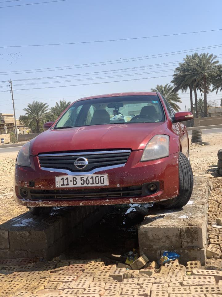 السلام عليكم 
سيارة نيسان التيما 2007 للبيع 
سيارة كلين مابيهة صبغ بس بوارد خفيفة 
سيارة بصمة 
بنوراما 
محرك 2500
السنوية مجددة لل ٢٠٣٠
سعرة 70$ ورقة 
للاستفسار اكثر الاتصال ع الرقم
***********
