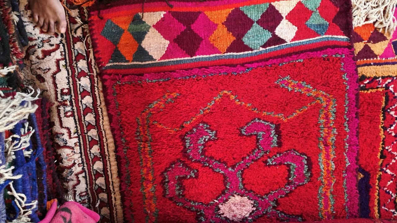 سجاجيد جدد للبيع للاستفسار الاتصال على رقم ***********
