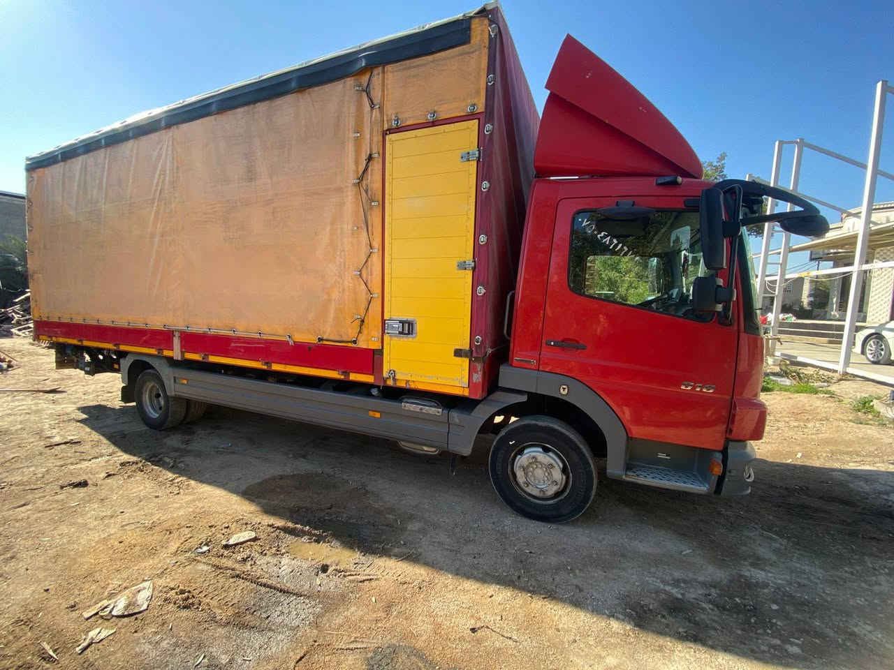 السلام عليكم
أتيكو موديل 2014  
سته برغي (818)  مكينه وكير ومحرك بعده بل چيس نضافه مثل ما موضح وبل شوف احلا بهواي مكفوله سياره نضيفه
تصعيد جام اوتوماتيكي بل سويج 
بيه فتحه سقف 
بردات خلفيه 
وباقي المواصفات موضحه بل صور 
كلشي بل سياره شغال السعر 300$
بيه مجال جدا بسيط
***********صاحب السياره
مكلف بل نشر
