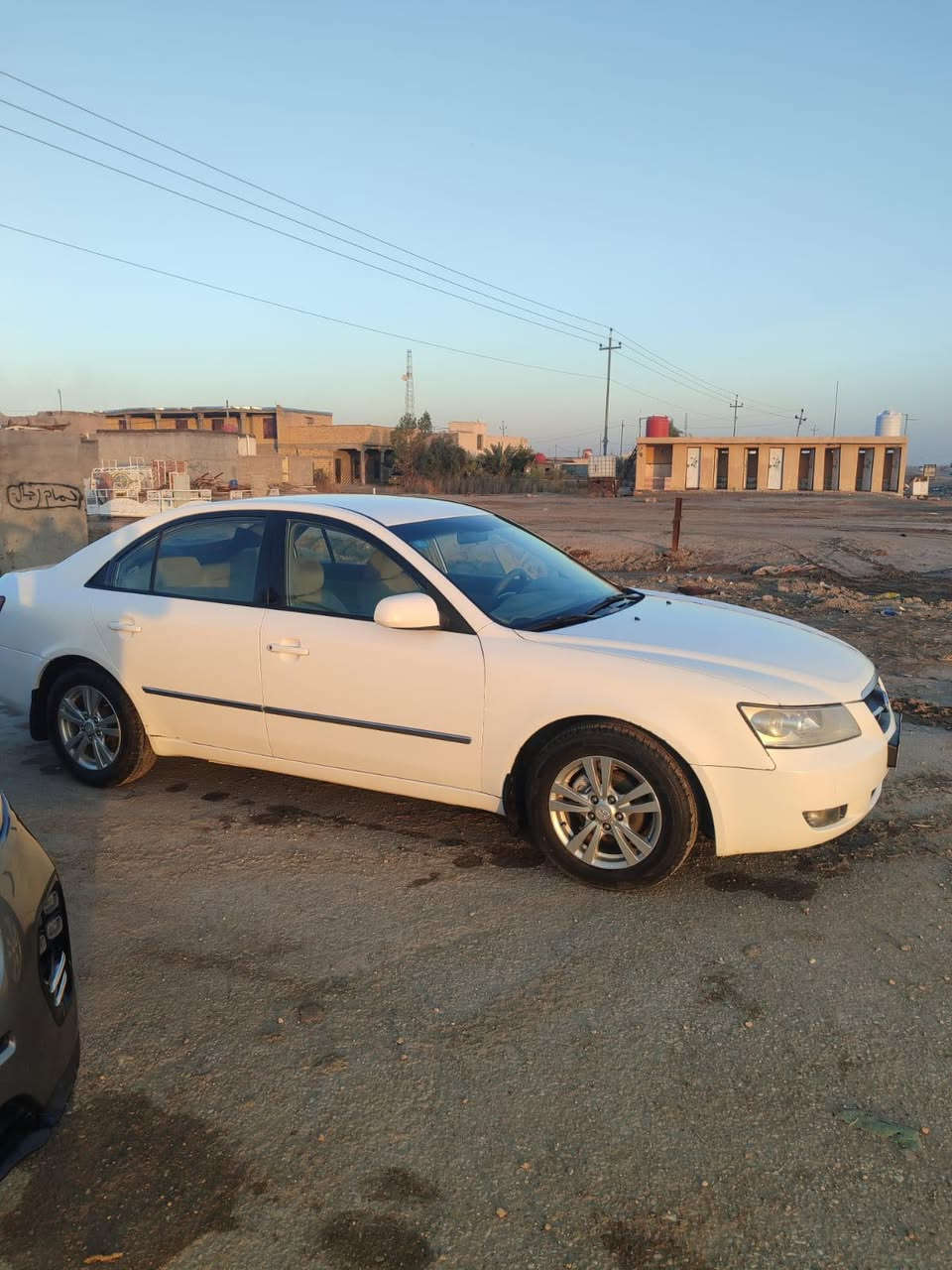 سوناتا2008 خليجي مصبوغه عام لجماليةكاملة السيارة مابيه نقص برغي كاملة من كل شي  رقم جديد ل2029سعر 98وبيهه مجال لشراي***********
