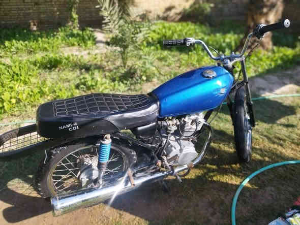 السلام عليكم ورحمه الله وبركاته دراجه للبيع ب350 وبيها مجال هذه رقمي ولشراي يدلل ***********
