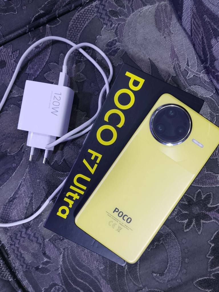 poco F7 ultra 
ذاكره 512 جهاز نضيف بي شخط خفيفه بل حوافي ماتبين واضحه بل صوره بوبجي 120 فريم . جهاز كامل ملحقاته الشاحنه120W,جهاز نضيف مشحون 100.مره  صحه بطاريه100 .عنواني موصل . 
السعر 700  الشراي يتصل عل رقم او واتساب ***********
