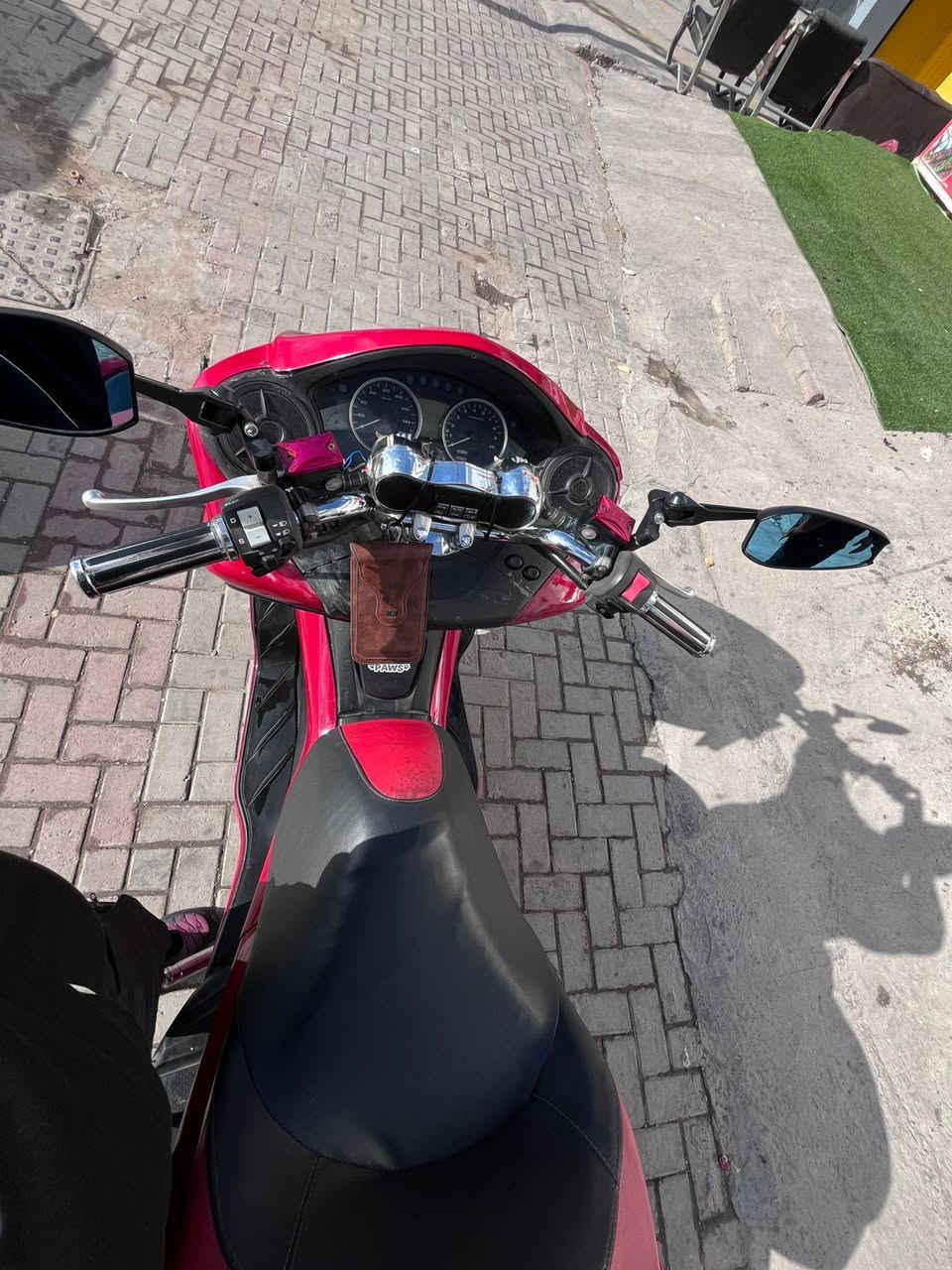 السلام عليكم فورزه 010 تحويلات S7 4 
الدراجه كفاله عامه فول مواصفات مشروطه تأخذها من باب البيت 
الدراجه ترايها للبصره شرط 
الدراجه 
نضام سرقه 
ستيرن رياضي 
صالنصه رياضي 
ستان كهربائي 
كفيلكم الله الدراجه برغي ما مفتوح مشروطه 
عدا الدهن أم زويل وبانزين محسن للتواصل ***********
عنوان بغداد مدينه صدر أو سريع الدوره السعر خاص
