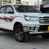 تويوتا هايلوكس 2016 گير توماتيك   شه ريكه ي سه يد نه هروو  ١٠ پارچه ره...