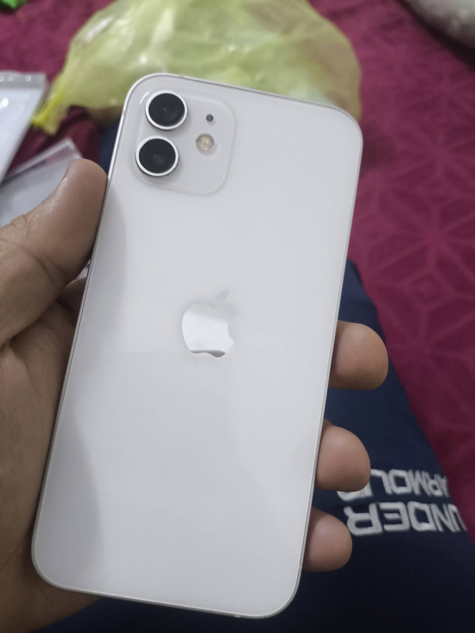 مستعجل ع بيعته ايفون ١٢ عادي مكفووول 

مبدل بطاريه اصليه ١٠٠  

ذاكرته ٦٤ 

نظيف جدا مكفول من كلشي 

مكاني بغداد البياع 

للاستفسار الاتصال ***********
