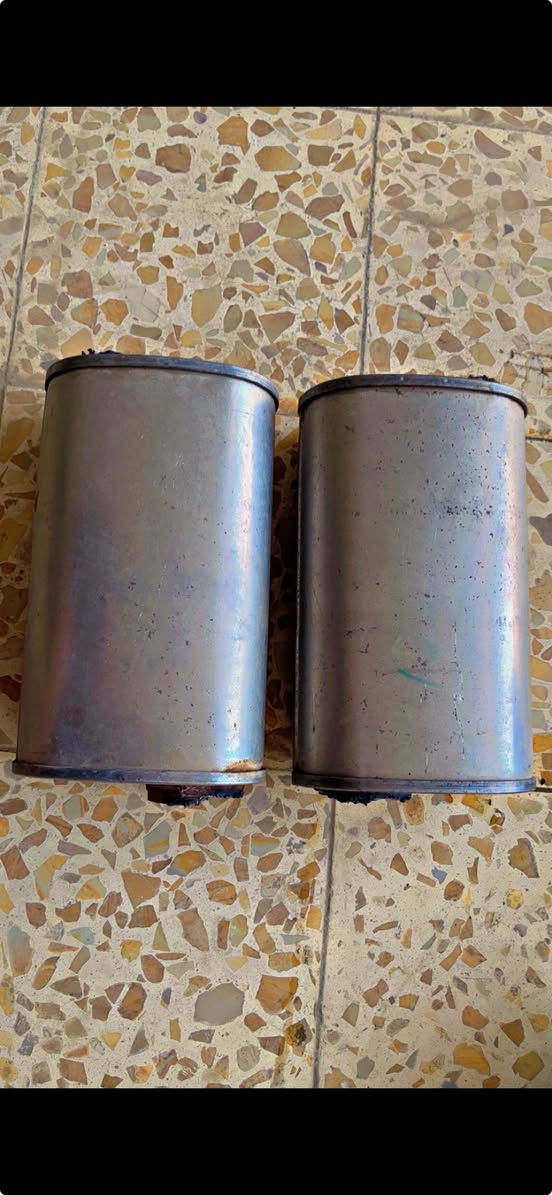 حجر بيئة نظافة 100/100 لسيارة جارجر RT 5700 
موديل 2022 سعر 400 الف 
+ 
وسطيات جارجر فول نظافة سعر 100 
للتواصل خاص


**إذا كنت صاحب هذا الإعلان وتريد حذفه لأي سبب، رجاءا أرسل رسالة إلى الدعم الفني**