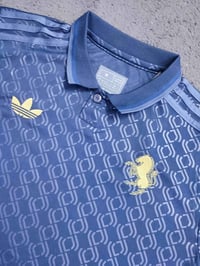 اديداس • مقاس ميديم • ٨ قطع