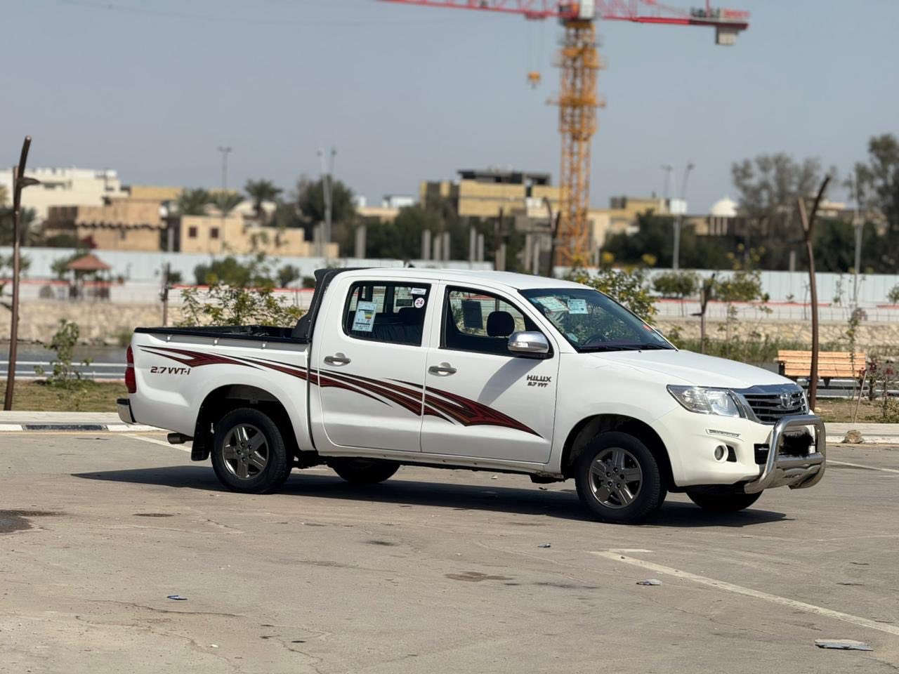 السلام عليكم 
رمضان كريم🌙
تويوتا هايلوكس  الساير كويتي شاصي19 اوتماتيك السياره جاهزه من كلشي بالكارتون سياره مامتعوبه ع ايدي رقم باسمي محرك كير مكفولات السياره جاهزه ع اخر حبايه مابيه اي نقص بيه صبغ ربع الباب الامامي لتواصل *********** سعر 213
