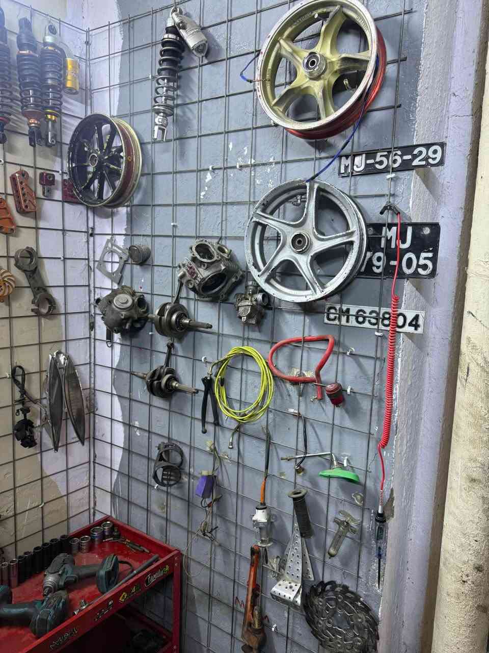 السلام عليكم حبايب غراض ماكس عدله وسكنس عام 140كلمن وسعره ادخل خاص وتدلل مكاني بغداد الحريه *********** بغداد, العراق
