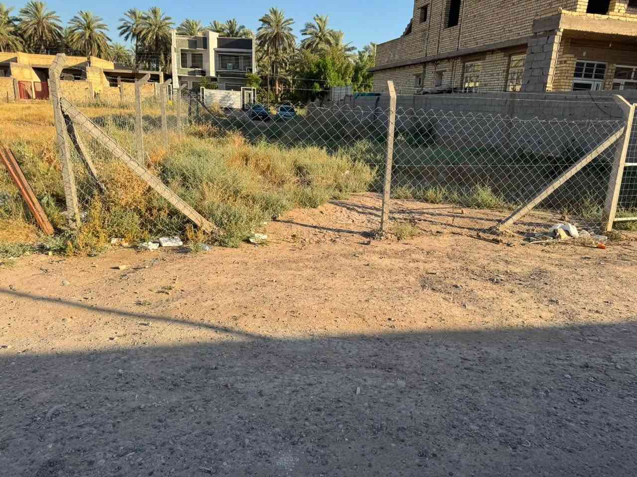 قطعة ارض للبيع المساحة ٢٣٠ متر زراعي سند ٢٥ الواجهية ١١ النزال ٢١ ماء كهرباء جاهزة وبأسم صاحبهه
 الموقع البوعيثة. بعد المجزرة ثاني فرع. شارع جامع تبارك الرحمن 
للأستفسار اكثر ***********
