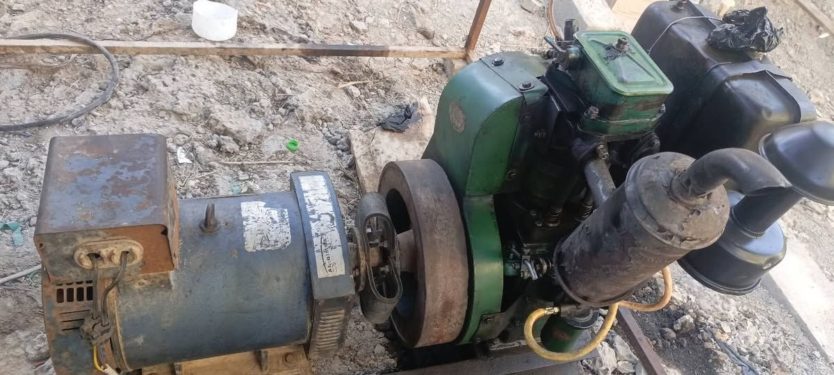 مولد هندي تجفيت جديد راس توليد 7ونص تجفيت جديد بم نوزل كله جديد مكان محاويل السعر 550فقط اتصال غير متواجد ع الفيس***********
