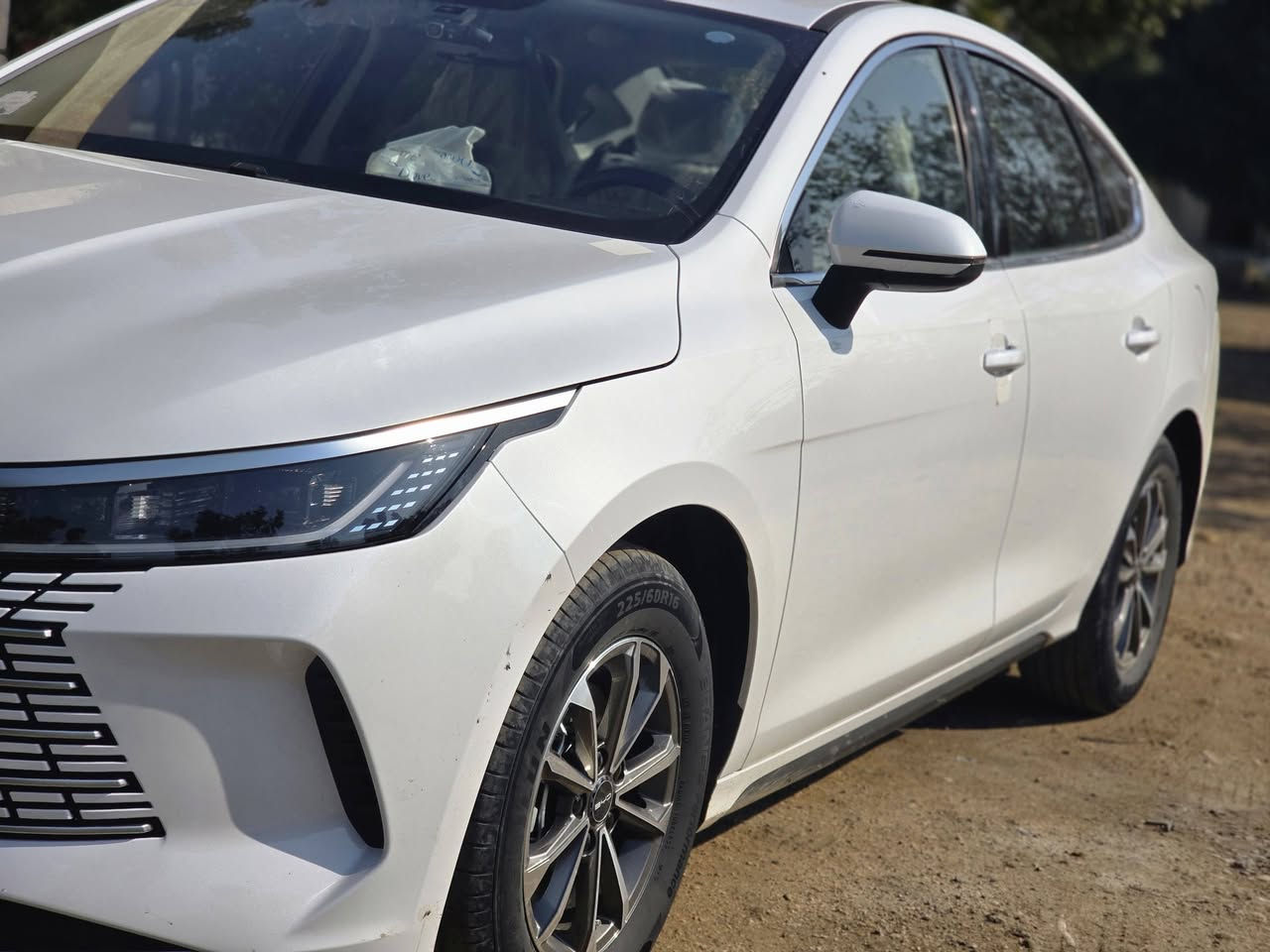 السلام عليكم بي وي دي زيرو ماشيه ٧ الف فقط كفاله من كلشي البيع فقط بلتقسيط مكان سياره بغداد البلديات رقم هاتف ***********
