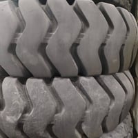 تايرات مستوردة • مقاسات مختلفة • نجف