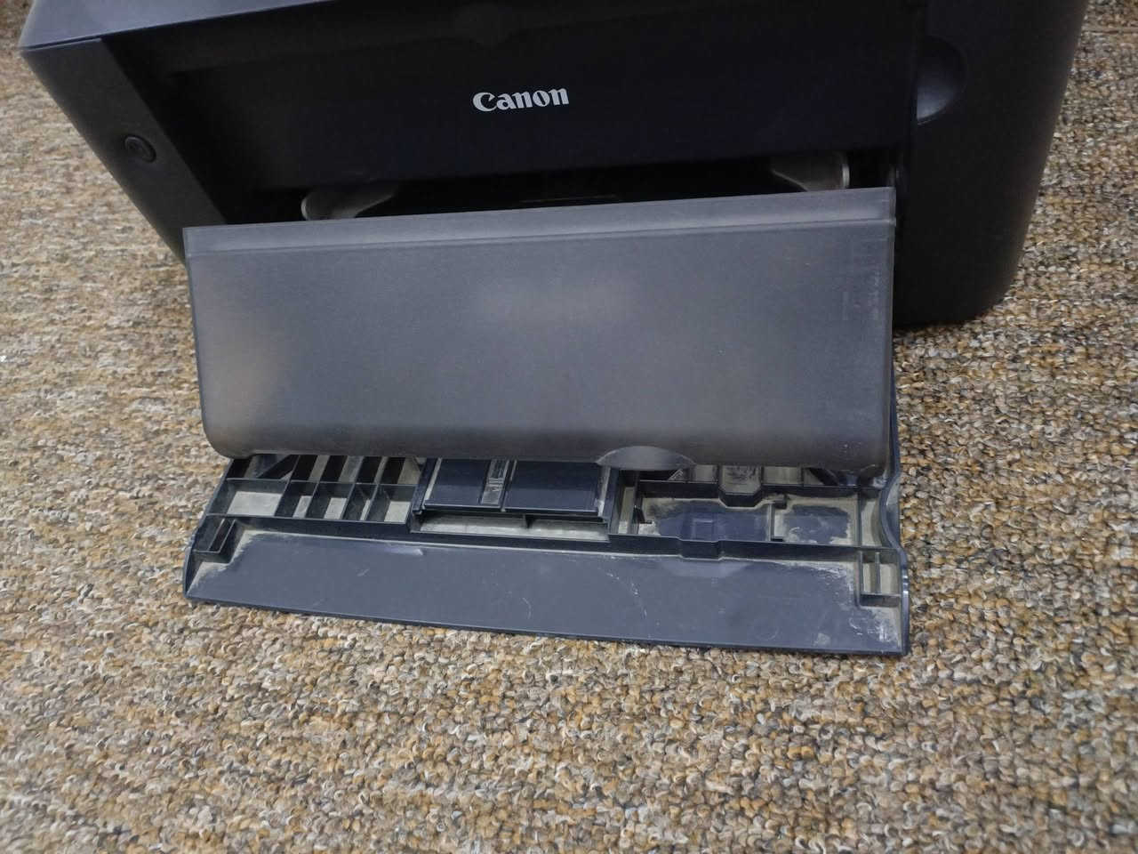 طابعة كانون 3010 شغاله ع فحص نضيفه كلش بس يرادلها كاترج  سعره 80 مكان بغداد  سعر الكاترج مالتها 8


**إذا كنت صاحب هذا الإعلان وتريد حذفه لأي سبب، رجاءا أرسل رسالة إلى الدعم الفني**