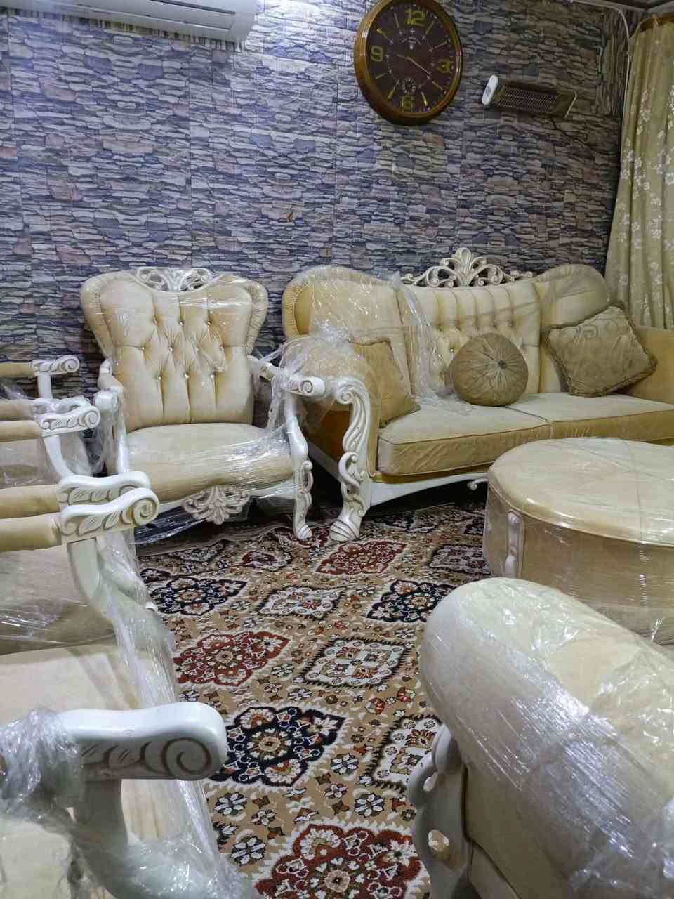 بسبب الوعود الجذب انت تاخذ رقم وتحلف جايكم ع شنو الجذب اعيد النشر تخم تركي رئاسي  6 قطع 10 نفرات وطبله كبيره كوشاته تاخذ وتفرش جديد زلغ مابي بعده بنايلونه كلش كلش جديد ب 500 بي مجال الي يريده يراسلني صاحبه ماخذا ب 3 مليون....  او يتصل ع الرقم *********** @إشارة
