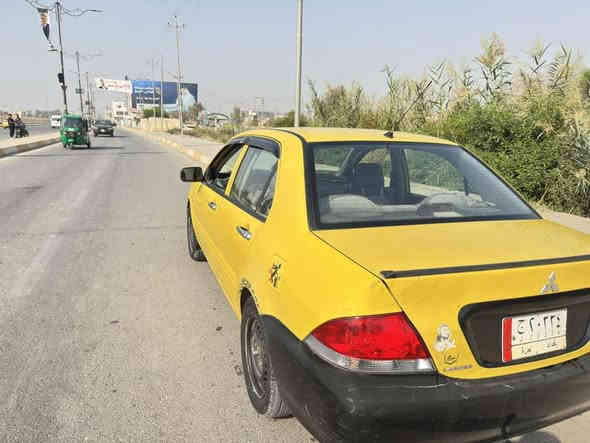 السلام عليكم لانسر تكسي موديل 2010 رقم بغداد بأسمي تحويل مباشر 
سياره جاهزه للأخير كير مكينه صدر 70% 

لايت نهار جامه جديده تخم تاير نضيف تبريد ثلج تدفئه شغاله سياره كبل للشارع  سعر 70

عنواني ديالى بعقوبه شراي اتصل ***********
