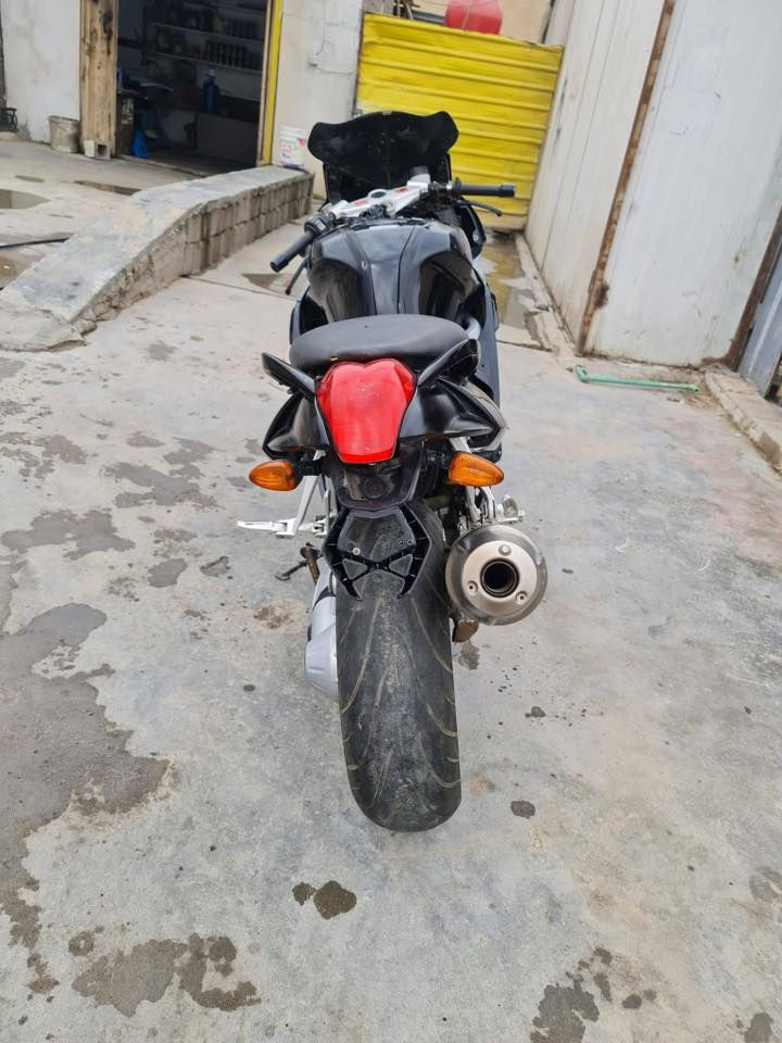 السلام عليكم دراجه للبيع نوع بي أم مكينه 1200 سته كير يعني
6نمركاردن اسوجهه ظايع سيكيورتي بيهه نقوصات قليله اي استفسار على هذا الرقم ***********
