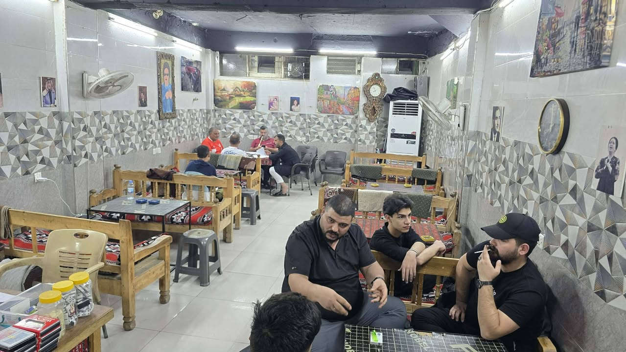 بيع مستعجل 📢
كافتريا للبيع جاهزة وتشتغل  عنوان باب لكش مقابل النافورة 
بيع موقع واغراض بدون سقفلية 
ايجارها 400
السعر فقط 7 مليون وبيها مجال


**إذا كنت صاحب هذا الإعلان وتريد حذفه لأي سبب، رجاءا أرسل رسالة إلى الدعم الفني**