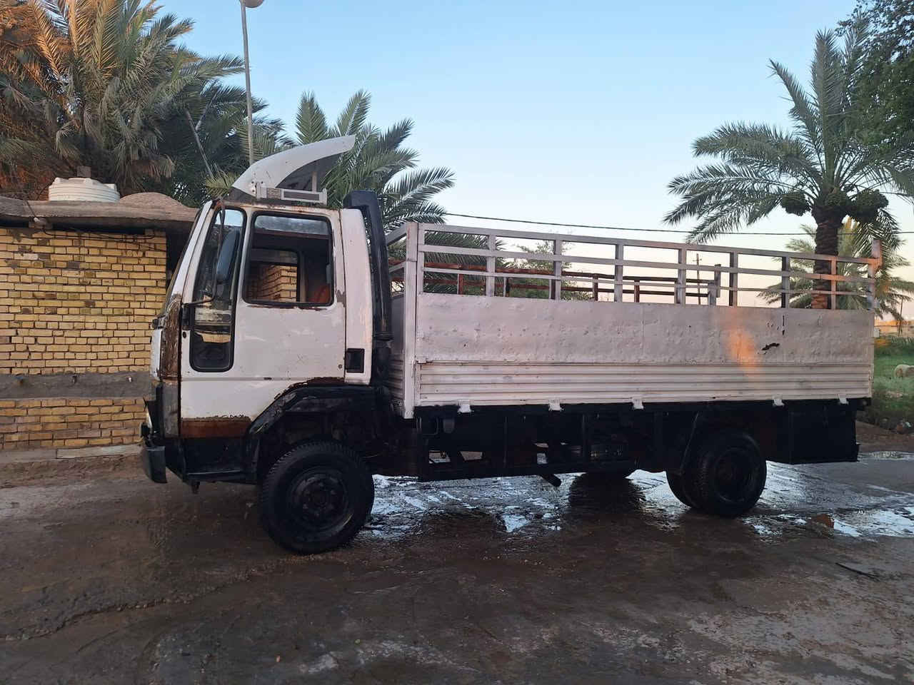 خويه افيكو اربعه سلندر سوبر سته گير موديل 2000 ملگوطه خياسات شاصي مكفول سعر 8مليون من كلشي مكينه حاويه جاهزه حصة گاز 75 يوميه***********
