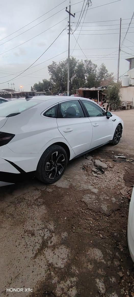 سلام عليكم
سوناتا 24 أمريكي دخول جديد منفيس بسمي حادث موضح بالصور ماشية 48 محرك 2500 مصلحه وجاهزه بدون رقم مكاني كربلاء سعر 180 شراي يتصل ***********
