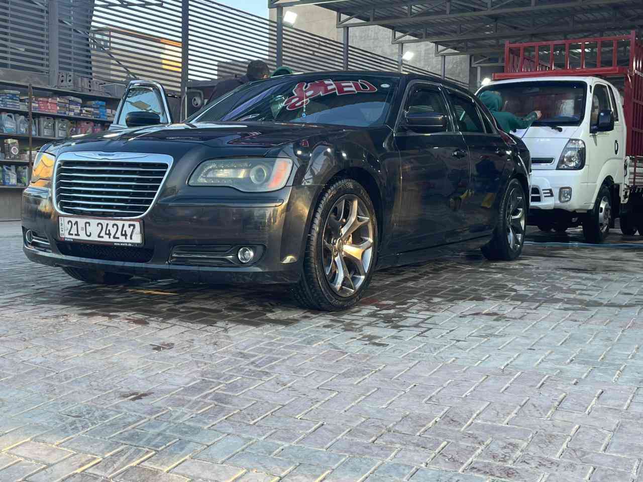 اوباما 2012 كفاله عامله فقط معمر هلال جاملغ فقط
صدر هيمي جديد كامل 
تبريد كامله 
ومشدوده منضومه غاز وبانزين 
سياره مبولشه وكامله 
ويل 22 جديد 
تخم تاير جديد 
كشنات كهرباء 
سياره جاهزه من كلشي 
ب 150 وبيهه مجال بسيط 
***********
