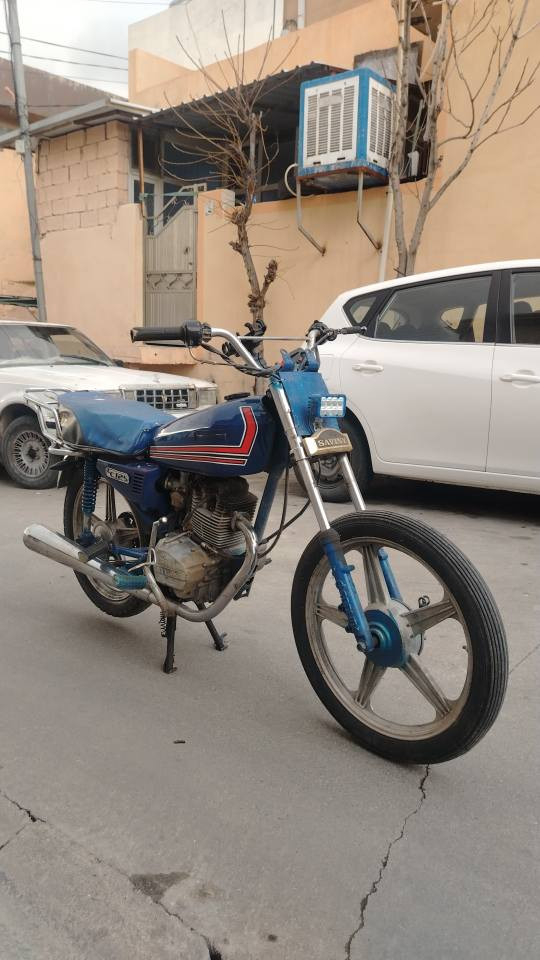 بۆ فڕۆشتن مەکینە 150 تەنکی و کوشنی تازەی لەسەرە
بستۆنی شکاوە ئاوا ئەی فڕۆشم
190 هەزار
سلێمانی
*********** السليمانية, العراق
