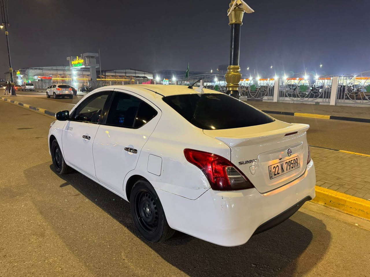 نيسان سني 
موديل 23
مكفوله بيها جاملق الخلفي بارد بدون صبخ 
السعر 110ماشيه 60 / رقم الهاتف *********** البصرة, العراق
