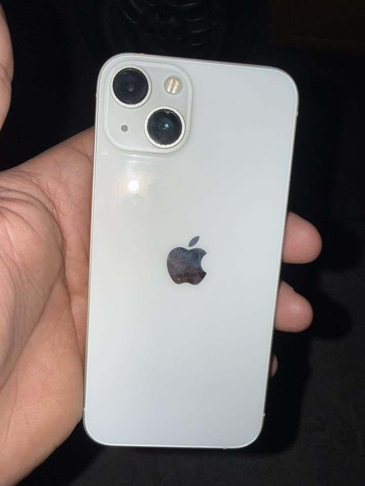 السلام وعليكم آيفون 13 عادي ذاكره 128
بطاريه 91
جهاز مابي اي ضرر 
سعر 450وبي مجال 

رقم ***********
