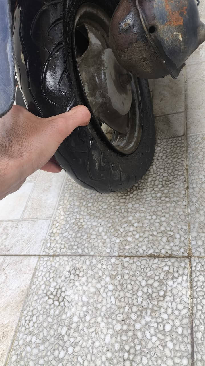 ماطور بوتين للبيع
شغال نظيف يحتاج فقط بتبديل تاير خلفي 
سعر 115 الف 
مكاني موصل جانب ايسر حي المزارع 
***********
