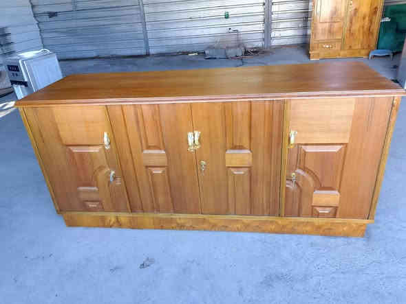 بوفيه مترين صاج متنشال ثكيله مصبوغه وكامله سعرهه ١٧٥ وبيهه مجال مكاني شيخ حمد طريق زملت مقابل وكيل عادل عبوو توجد خدمة توصيل ***********
