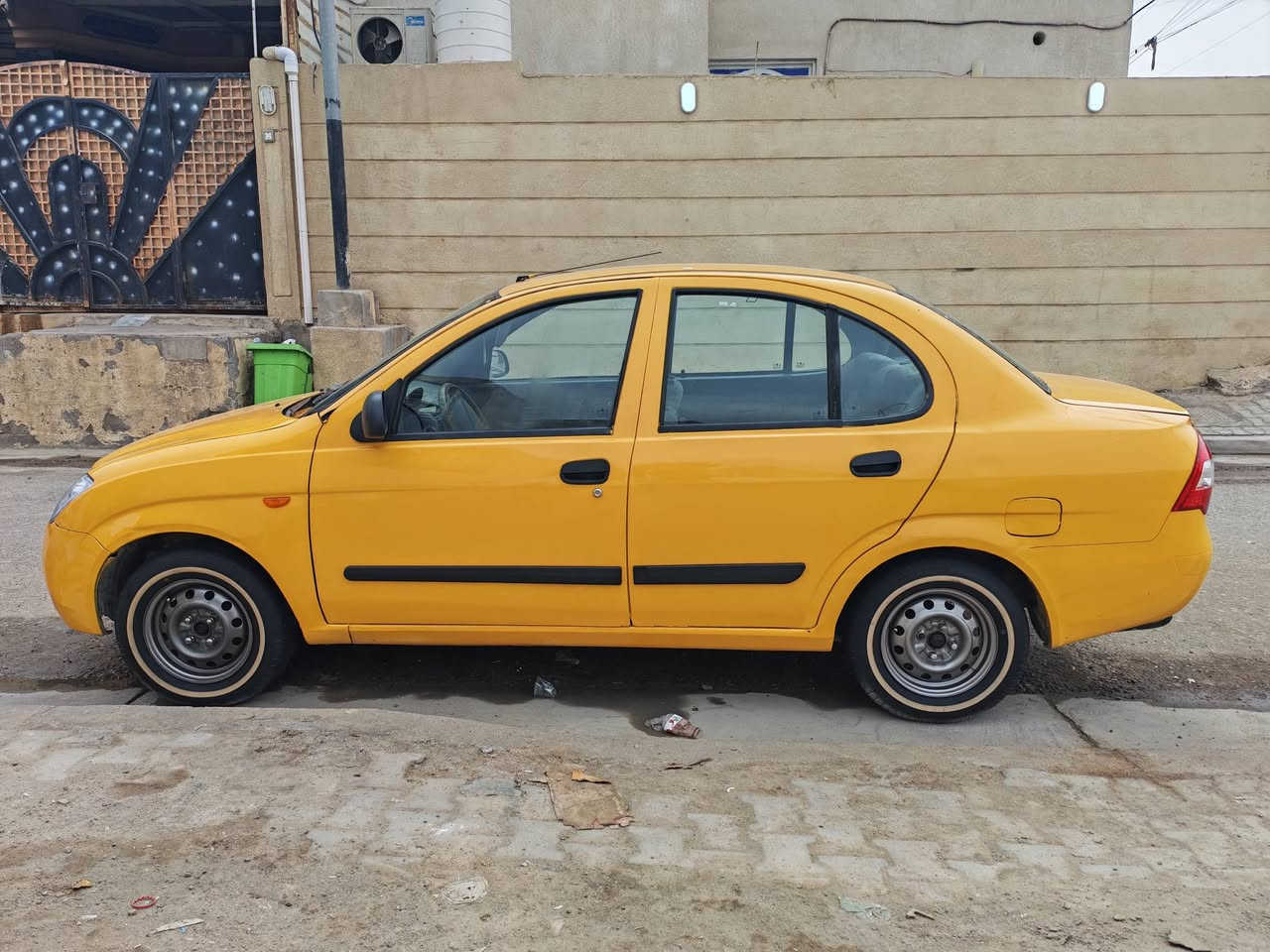 طيبة موديل ٢٠١٥ 
السيارة جاهزه من كل شي تبريد- حدادية - كير - مكينة - غرامات - هيئه مصفرة  - طخم تاير ابو الخط جديد كل شي شغال بيها - لايت جديد - بك لايت جديد - بروجكترات جديد 
السعر ٣٧ 
الرقم ***********
