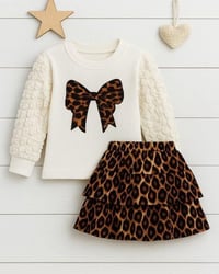 طقم بناتي • قطعتين • ٣-٦ سنوات