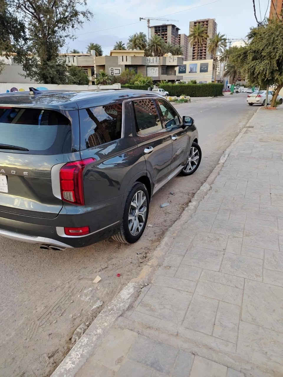 هيونداي بلسايد2022( ليمتد )
بغداد مشروع وطني و بأسمي فوول 1/1

🌹فتحة سلايد + بنوراما

🌹حساسات امامي + خلفي

🌹كاميرات محيطية جميع الاتجاهات 360

🌹كاميرات جانبية / اشارات مع المري

🌹7 راكب غير متصل سياحي Vip

🌹جلد ....تحكمات كهربائي

🌹مقاعد الصف الثالث كهرباء

🌹نقطة العمياء + رادارت استشعار

🌹تحكمات ستيرن كاملة

🌹منافذ شحن جميع المقاعد + شحن وايرلس

🌹شاشة كبيرة (تحكم كامل بالسيارة)

🌹داتا شو عرض السرعة عالجامة الامامية

🌹كشنات تدفئة وتبريد

🌹ستيرن تدفئة + رجاج تحذير

🌹مري قلابة

🌹انارة داخلية محيطية متغيرة

🌹صندوق كهرباء 3 تحكمات

🌹كتالوك السيارة

🌹تشغيل عن بعد

🌹اشارة ترحيبية

🌹حساس مستشعر داخلي للاطفال او حيوانات

🌹نظام التحدث مع الركاب

🌹نظام تسجيل

🌹منظومة تبريد جديدة بالكارتون

وبعد مواصفات ومعروفة فئة اللمتد

ماشية 50٫800 كيلو متر قابل للزيادة

   *********** واتس اب

السعر 235$  وبيها مجال ان شاءالله

ملاحضة اخوان اني مكلف بالنشر للاستفسار الاتصال على صاحب السيارة
