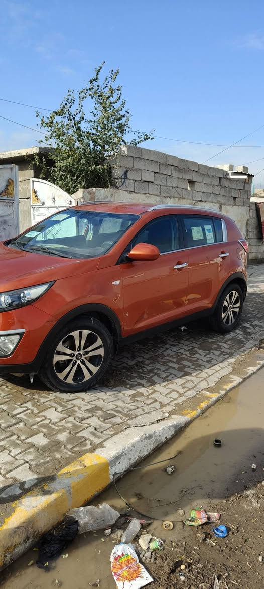 السلام عليكم سبورتج موديل 2014 السياره كفاله السعر 140 وبيها مجال مكاني ميسان حي الجامعه الهاتف *********** السياره خليجيه
