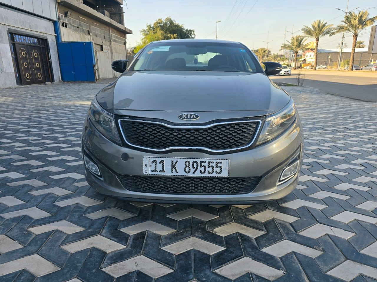 سلام عليكم
كيا اوبتما موديل ٢٠١٥ امريكي 
حادثها جاملغ وبنيد بدون دواخل 
الهلال مال جاملغات مصبوغه 
السياره داخل بيجي 
شاشه تحكم ستيرن جهتين 
جلد 
مكينه ٢٤٠٠ جي دي اي 
لايت زنون 
ويل كب 
السياره رقم مميز بغداد ب اسمي 
ماشيه ٩٨ 
السياره جاهزه ع اخر حبايه 
السعر ١١٢ وبيها مجال بسيط 
***********
مكان السياره بغداد 
غير متواجد ع فيس
