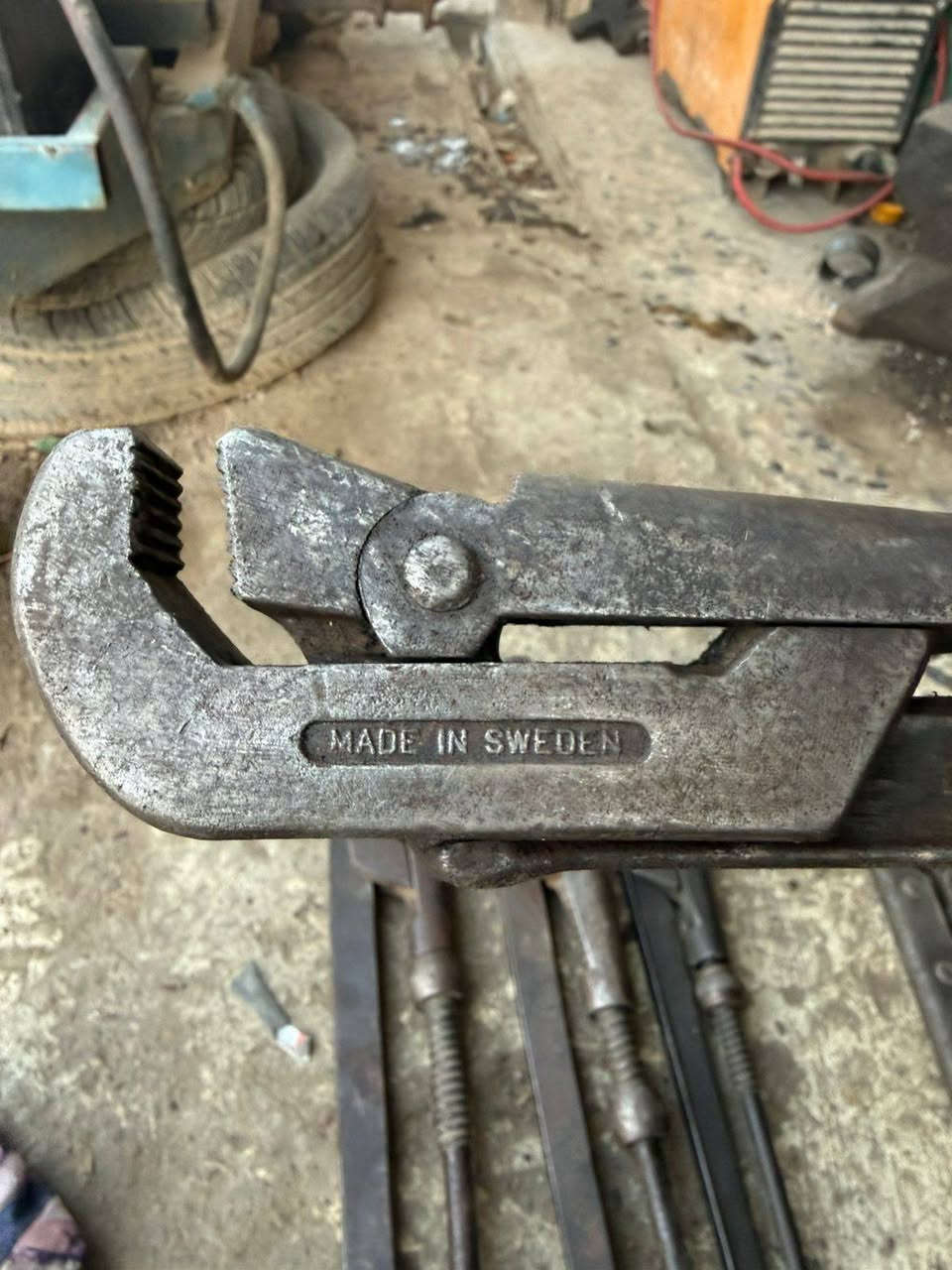 قارصات سويدي احجام مختلفه توصيل موجود ***********
