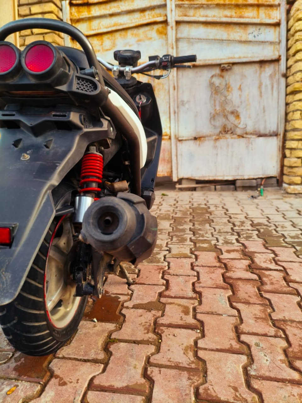 سلام عليكم 👋.
سكنس جبلي 2013 🇯🇵
شلعه ومعدل تشك الكاع تجي وتشوف بعينك 🚀
مكينه بلاد برغي ما مفتوح بيها🌪️
كفرات ختم واحد وي المكينه 🤍
نص نكره بكل وقت 🥇
دهن كله موتل بانزين محسن 🔁
اوراقها كامله منفيس 🍀
السعر: 1250 وبيها مجال قليل🕸️ 

دراجة منزلها من الرمبه قبل 3 أشهر مال بيت ما متعوبه الله شاهد
مكاني: بغداد الحسينيه 📍
ه‍ :*********** ✨
متواجد واتساب أو رصيد 🚨
خاص مامتواجد ❌
