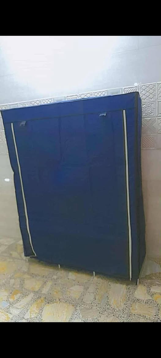 ثلاجه صغيرة مال غرفة + كنتور او جزامه يرهم + چرباية 

للبيع للتواصل واتساب فقط ***********
