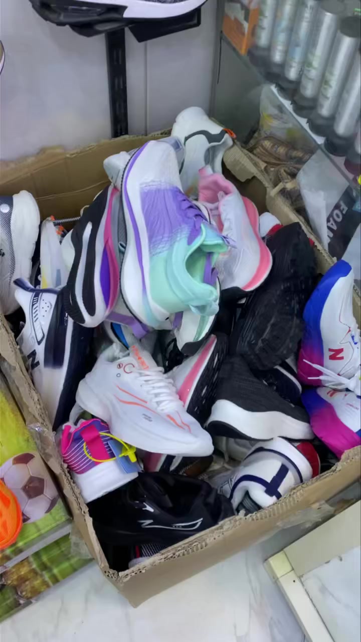 تم وصول ترانشوز اوربي جديد /قياسات المتوفره 36/37/38/39/40/يعني قياسات محيره العنوان ناصريه شارع الجمهوريه مقابيل ازيا مهند الاسدي ***********/وتساب
