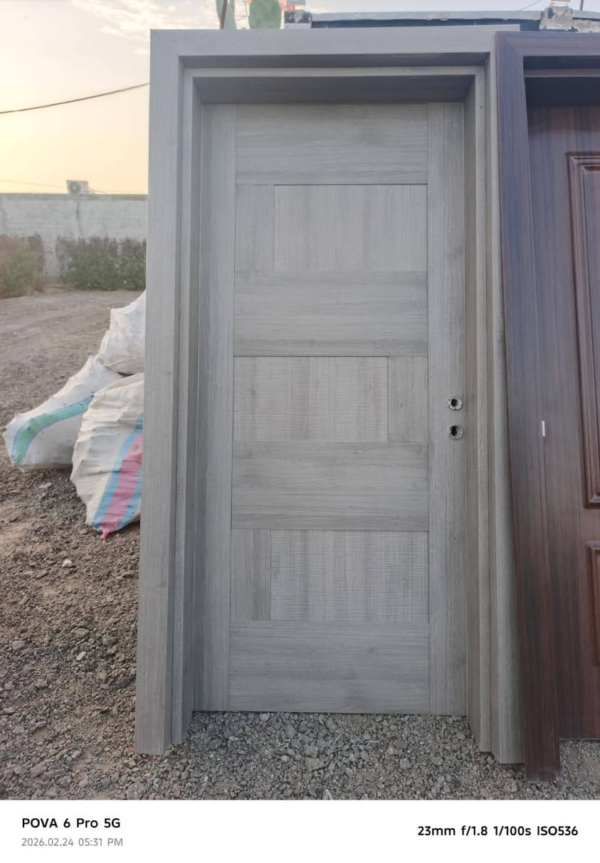 السلام عليكم ابواب تصفية مخزن
العنوان طريق كربلاء نجف عمود 685 
الاستفسار الاتصال على الرقم ***********
