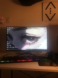 اخوان pc للبيع معا طاوله و ups و شاشة وماوس وكيبورد وسماعة للبيع للاست...