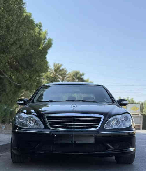 السلام عليكم غواصه 2005 رقم بغداد للبيع او المراوس 
حجم 500 كت AMG 
صبغ عام 
جوبلسات محوره دبلات 
مكان السياره بغداد
السعر 130 و بيها مجال بسيط 

للاتصال ***********
