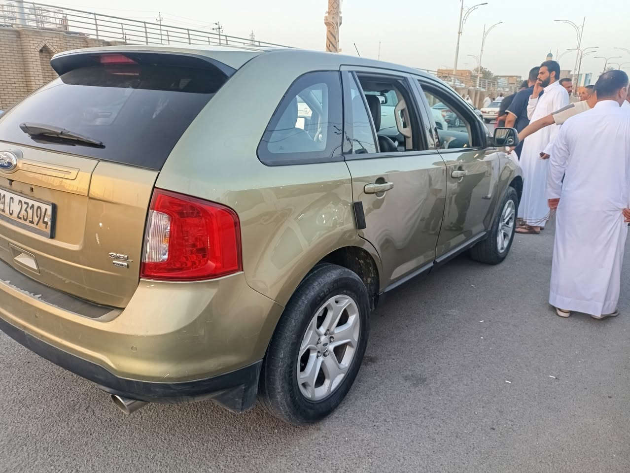 فورد ايدج 2012رقم سليمانيه باسمي سياره مكفوله سعر 120وبيهه مجال سونار موجود وارد خليجي للاستفسار ***********
